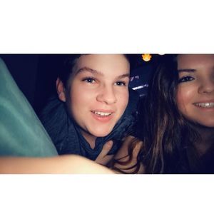 Meet your Posher, Skylar